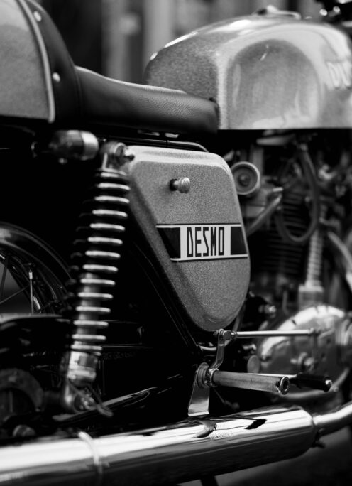 DUCATI DESMO 250   SILVER SHOTGUN 1973