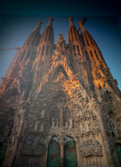 TEMPLE EXPIATORI DE LA LA SAGRADA FAMILIA