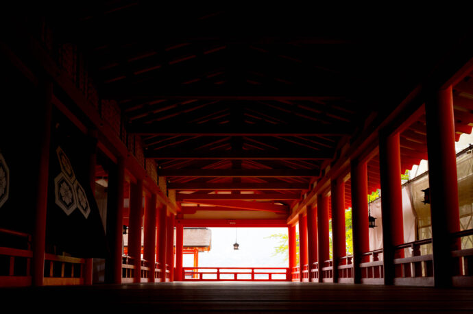 厳島神社　いつくしまじんじゃ　イツクシマジンジャ　広島県廿日市市宮島町1-1　
（株）富屋酒店 かぶしきがいしゃ とみやさけてん カブシキガイシャ　トミヤサケテン TOMIYA SAKETEN 　愛知県名古屋市瑞穂区上坂町1-41-2　地酒屋　豊盃　HOUHAI ほうはい　ホーハイ　三浦酒造  MIURASHUZO日高見　ひたかみ　ヒタカミ HITAKAMI  平孝酒造　HIRAKOSHUZO 天の戸 アマノト　あまのと　AMANOTO　浅舞酒造 ASAMAISHUZO　飛露喜 HIROKISHUZOHONTEN　廣木酒造本店　HIROK　大那 DAINA　ダイナ　だいな　菊の里酒造　KIKUNOSATOSHUZO　旭興　KYOKUKO　きょくこう　キョクコウ　渡邉酒造　WATANABESHUZO　仙禽 SENKIN　せんきん　センキン（株）せんきん SENKIN鶴齢　カクレイ　かくれい KAKUREI　青木酒造　AOKISHUZO謙信 ケンシン　けんしん KENSHIN池田屋酒造 IKEDAYASHUZO 白岳仙 HAKUGAKUSEN　ハクガクセン　はくがくせん　安本酒造 YASUMOTOSHUZO 群馬泉 グンマイズミ　ぐんまいずみ 島岡酒造 SHIMAOKASHUZO  喜久醉 きくよい キクヨイKIKUYOI 青島酒造 AOSHIMASHUZO 長珍 ちょうちん　チョウチン長珍酒造CHOCHINSHUZO　みねたからみりん　峯寳 味醂　一子相伝 ミネタカラ　いっしそうでん　イッシソウデン　小笠原味醂 OGASAWARA MIRIN

瀧自慢　たきじまん　タキジマン　瀧自慢酒造　TAKIZIMANSHUZO　田光　TABIKA 早川酒造  HAYAKAWASHUZO　作　ZAKU ざく ザク 清水清三郎商店 SHIMIZUSEIZABUROSHOTEN  篠峯　櫛羅　しのみね　シノミネ　くじら　クジラ　千代酒造　CHIYOSHUZO　雑賀　さいか　サイカ　九重雑賀  KOKONOESAIKA　紀土　鶴梅　無量山　きっど　キッド　KID 　ツルウメ　つるうめ　TURUUME　ムリョウザン　むりょうざん　MURYOZAN　平和酒造　HEIWASHUZO　蒼空　そうくう　ソウクウ　SÔKÛ　藤岡酒造　HUJIOKASHUZO 　宝剣　HOUKEN  宝剣酒造　ほうけんしゅぞう　ホウケンシュゾウ　HOKENSHUZO　清酒竹鶴　小笹屋竹鶴　せいしゅたけつる　セイシュタケツル　おささやたけつる　オササヤタケツル　竹鶴酒造　TAKETURUSHUZO
石鎚　いしづち　イシヅチ　石鎚酒造　ISHIDUCHISHUZO　土佐しらぎく　とさしらぎく　トサシラギク　仙頭酒造場　せんとうしゅぞうじょう　SENDOSHUZOZYO　アルガブランカ　ARUGABURANKA勝沼醸造　KATUNUMAJÔZÔ　ドメーヌソガ　ソガ・ペール・エ・フィス SOGA PELE ET FIS　オブセワイナリー　OBUSEWINERY　ドメーヌタカヒコ　DOMAINE TAKAHIKO　クリサワブラン　KURISAWA BLANC　ナカザワワイナリー　NAKAZAWA WINERY　さつま寿　SATUMA KOTOBUKI 　尾込商店 OGOME SHOTEN  蔵の師魂 KURANOSHIKON  小正醸造　KOMASA ＪÔＺÔ　天狗櫻 TENGUSAKURA  白石酒蔵　SHIRAISHISHUZO  しま千両 SHIMASENRYO　高崎酒蔵  TAKASAKISHUZO  杜氏潤平　TOJIJUNPEI  小玉醸造  KODAMAJOZO  赤鹿毛　青鹿毛  AKAKAGE   AOKAGE　柳田酒蔵  YANAGIDASHUZO　舞香　MAIKA　泰明　TAIMEI　藤居醸造　HUZIIJÔＺÔ　池の露　特酎天草　IKENOTUYU  TOKUCHU  AMAKUSA　壱乃醸　飛乃流　朝日　ICHINOJO  HINORYU　ASAHI　朝日酒造　ASAHISHUZO　龍宮　RYUGU 富田酒造場　TOMITASHUZOJO　鳥飼 TORIKAI　鳥飼酒造　TORIKAISHUZO　極楽 GOIKURAKU　林酒造場 HAYASHISHUZOJO　屋久の島大自然林　酔麦香　YAKUNOSHIMA DAISHIZENRIN SUIBASKUKA　本坊酒造　HONBOSHUZO
金峰　金峰荒蘆過  KINPO　KINPOARAROKA　宇都酒造　UTOSHUZO　北谷長老　CHYATANCHÔＲÔ　北谷酒造　CHYATANSHUZO　山原くいな　YAMBARUKUINA　やんばる酒造　YAMBARUSHUZO　2024年春オープン予定 いいねタウン瑞穂 iiNE マルシェ内　グランクレア瑞穂 いいねタウン瑞穂  愛知県名古屋市瑞穂区宝田町四丁目2番、3番2　春敲町三丁目23番1（地番） 魚太郎　UOTARO MIZUHO うおたろう　ウオタロウ　なごやみずほてん　ナゴヤミズホテン　 名古屋瑞穂店  車で1分　徒歩5分　丸明 瑞穂店  MARUAKI MIZUHO　マルアキ ミズホテン　まるあき みずほてん　 徒歩10分　車3分　焼肉 美奈登  ヤキニクミナト　やきにくみなと YAKINIKU MINATO 車で2分　徒歩10分  どての品川　DOTENO SHINAGAWA　ドテノシナガワ　どてのしながわ　車で30秒　徒歩1分昇福亭　SHOHUKUTEI しょうふくてい　ショウフクテイ 街中華　マニア　大盛り　個性派  車で5分　徒歩15分  名店 近くにたくさんあり　堀田バンザイ　牛巻バンザイ　名古屋のへそ

