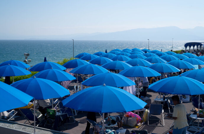 大磯ロングビーチ OISO LONGBEACH  オオイソ ロングビーチ  おおいそ ろんぐびーち 大磯プリンスホテル  神奈川県中郡大磯町国府本郷546 一周500ｍの流れるプール　ビーチパラソル 飛び込み台  最高  絶景  134号線沿い  ウォーターパーク  
（株）富屋酒店 かぶしきがいしゃ とみやさけてん カブシキガイシャ　トミヤサケテン TOMIYA SAKETEN 　愛知県名古屋市瑞穂区上坂町1-41-2　地酒屋　豊盃　HOUHAI ほうはい　ホーハイ　三浦酒造  MIURASHUZO日高見　ひたかみ　ヒタカミ HITAKAMI  平孝酒造　HIRAKOSHUZO 天の戸 アマノト　あまのと　AMANOTO　浅舞酒造ASAMAISHUZO　飛露喜 HIROKISHUZOHONTEN　廣木酒造本店　HIROK　大那 DAINA　ダイナ　だいな　菊の里酒造　KIKUNOSATOSHUZO　旭興　KYOKUKO　きょくこう　キョクコウ　渡邉酒造　WATANABESHUZO　仙禽 SENKIN　せんきん　センキン（株）せんきん SENKIN鶴齢　カクレイ　かくれい KAKUREI　青木酒造　AOKISHUZO謙信 ケンシン　けんしん KENSHIN池田屋酒造 IKEDAYASHUZO 白岳仙 HAKUGAKUSEN　ハクガクセン　はくがくせん　安本酒造 YASUMOTOSHUZO 群馬泉 グンマイズミ　ぐんまいずみ 島岡酒造 SHIMAOKASHUZO  喜久醉 きくよい キクヨイKIKUYOI 青島酒造 AOSHIMASHUZO 長珍 ちょうちん　チョウチン長珍酒造CHOCHINSHUZO　みねたからみりん　峯寳 味醂　一子相伝 ミネタカラ　いっしそうでん　イッシソウデン　小笠原味醂 OGASAWARA MIRIN

瀧自慢　たきじまん　タキジマン　瀧自慢酒造　TAKIZIMANSHUZO　田光　TABIKA 早川酒造  HAYAKAWASHUZO　作　ZAKU ざく ザク 清水清三郎商店 SHIMIZUSEIZABUROSHOTEN  篠峯　櫛羅　しのみね　シノミネ　くじら　クジラ　千代酒造　CHIYOSHUZO　雑賀　さいか　サイカ　九重雑賀  KOKONOESAIKA　紀土　鶴梅　無量山　きっど　キッド　KID 　ツルウメ　つるうめ　TURUUME　ムリョウザン　むりょうざん　MURYOZAN　平和酒造　HEIWASHUZO　蒼空　そうくう　ソウクウ　SÔKÛ　藤岡酒造　HUJIOKASHUZO 　宝剣　HOUKEN  宝剣酒造　ほうけんしゅぞう　ホウケンシュゾウ　HOKENSHUZO　清酒竹鶴　小笹屋竹鶴　せいしゅたけつる　セイシュタケツル　おささやたけつる　オササヤタケツル　竹鶴酒造　TAKETURUSHUZO
石鎚　いしづち　イシヅチ　石鎚酒造　ISHIDUCHISHUZO　土佐しらぎく　とさしらぎく　トサシラギク　仙頭酒造場　せんとうしゅぞうじょう　SENDOSHUZOZYO
　
 ブルゴーニュワイン　BOURGOGNE  ボルドーワイン　BORDEAUXカリフォルニアワイン CALIFORNIA  シャンパーニュ  SHAMPAGNEアルザスワイン ALSACE ドイツワイン WEIN GERMAN WINE 専門店　ライカM11　ズミルックス50　レンズ　代表　上田豊二　　きき酒師　焼酎アドバイザー　シャンパーニュシュヴァリエ　堀田駅より徒歩10分　熱田神宮駅より徒歩10分
市バス　牛巻より徒歩３分　地下鉄堀田駅より徒歩１５分　名古屋高速堀田出口より車で２分　牛巻交差点より徒歩５分　レトロ街並み　瓦屋根　裏道　大通りより二本入る　CLASSIC CARクラッシックカー CLASSIC BIKE　クラッシックバイク INTERIA　インテリア　　FASHION　ファッション　MUSIC　音楽　LOVE　SAKE SHOP　酒屋
センス　クリエイト　おたく　　MANIAマニア MOVIE　映画　CINEMA シネマ　2024年春オープン予定 いいねタウン瑞穂 iiNE マルシェ内　グランクレア瑞穂 いいねタウン瑞穂  愛知県名古屋市瑞穂区宝田町四丁目2番、3番2　春敲町三丁目23番1（地番） 魚太郎　UOTARO MIZUHO うおたろう　ウオタロウ　なごやみずほてん　ナゴヤミズホテン　 名古屋瑞穂店  車で1分　徒歩5分　丸明 瑞穂店  MARUAKI MIZUHO　マルアキ ミズホテン　まるあき みずほてん　 徒歩10分　車3分　焼肉 美奈登  ヤキニクミナト　やきにくみなと YAKINIKU MINATO 車で2分　徒歩10分  どての品川　DOTENO SHINAGAWA　ドテノシナガワ　どてのしながわ　車で30秒　徒歩1分昇福亭　SHOHUKUTEI しょうふくてい　ショウフクテイ 街中華　マニア　大盛り　個性派  車で5分　徒歩15分  名店 近くにたくさんあり　堀田バンザイ　牛巻バンザイ　名古屋のへそ

