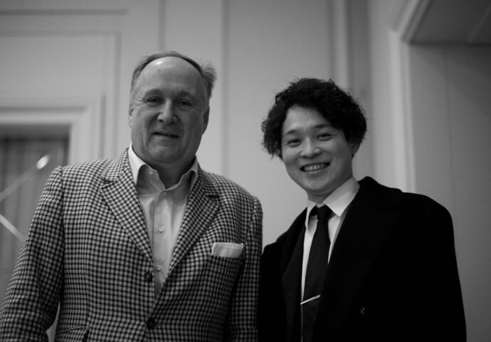 DOMAINE LEFLAIVE SEMINAR 2025 in HOTEL HANKYU INTERNATIONAL ドメーヌ ルフレーヴ ブリス・ド・ラ・モランディエール氏 来日セミナー イン ホテル東急 インターナショナル どめーぬ るふれーヴ ぶりす・ど・ら・もらんでぃえーる らいにちせみなー ほてる とうきゅう いんたーなしょなる 大阪府大阪市北区茶屋町19番19号 （株）富屋酒店 かぶしきがいしゃ とみやさけてん カブシキガイシャ　トミヤサケテン TOMIYA SAKETEN 　愛知県名古屋市瑞穂区上坂町1-41-2　地酒屋　豊盃　HOUHAI ほうはい　ホーハイ　三浦酒造  MIURASHUZO日高見　ひたかみ　ヒタカミ HITAKAMI  平孝酒造　HIRAKOSHUZO 天の戸 アマノト　あまのと　AMANOTO　浅舞酒造ASAMAISHUZO　飛露喜 HIROKISHUZOHONTEN　廣木酒造本店　HIROK　大那 DAINA　ダイナ　だいな　菊の里酒造　KIKUNOSATOSHUZO　旭興　KYOKUKO　きょくこう　キョクコウ　渡邉酒造　WATANABESHUZO　仙禽 SENKIN　せんきん　センキン（株）せんきん SENKIN鶴齢　カクレイ　かくれい KAKUREI　青木酒造　AOKISHUZO謙信 ケンシン　けんしん KENSHIN池田屋酒造 IKEDAYASHUZO 白岳仙 HAKUGAKUSEN　ハクガクセン　はくがくせん　安本酒造 YASUMOTOSHUZO 群馬泉 グンマイズミ　ぐんまいずみ 島岡酒造 SHIMAOKASHUZO  喜久醉 きくよい キクヨイKIKUYOI 青島酒造 AOSHIMASHUZO 長珍 ちょうちん　チョウチン長珍酒造CHOCHINSHUZO　みねたからみりん　峯寳 味醂　一子相伝 ミネタカラ　いっしそうでん　イッシソウデン　小笠原味醂 OGASAWARA MIRIN

瀧自慢　たきじまん　タキジマン　瀧自慢酒造　TAKIZIMANSHUZO　田光　TABIKA 早川酒造  HAYAKAWASHUZO　作　ZAKU ざく ザク 清水清三郎商店 SHIMIZUSEIZABUROSHOTEN  篠峯　櫛羅　しのみね　シノミネ　くじら　クジラ　千代酒造　CHIYOSHUZO　雑賀　さいか　サイカ　九重雑賀  KOKONOESAIKA　紀土　鶴梅　無量山　きっど　キッド　KID 　ツルウメ　つるうめ　TURUUME　ムリョウザン　むりょうざん　MURYOZAN　平和酒造　HEIWASHUZO　蒼空　そうくう　ソウクウ　SÔKÛ　藤岡酒造　HUJIOKASHUZO 　宝剣　HOUKEN  宝剣酒造　ほうけんしゅぞう　ホウケンシュゾウ　HOKENSHUZO　清酒竹鶴　小笹屋竹鶴　せいしゅたけつる　セイシュタケツル　おささやたけつる　オササヤタケツル　竹鶴酒造　TAKETURUSHUZO
石鎚　いしづち　イシヅチ　石鎚酒造　ISHIDUCHISHUZO　土佐しらぎく　とさしらぎく　トサシラギク　仙頭酒造場　せんとうしゅぞうじょう　SENDOSHUZOZYO
　
 ブルゴーニュワイン　BOURGOGNE  ボルドーワイン　BORDEAUXカリフォルニアワイン CALIFORNIA  シャンパーニュ  SHAMPAGNEアルザスワイン ALSACE ドイツワイン WEIN GERMAN WINE 専門店　ライカM11　ズミルックス50　レンズ　代表　上田豊二　　きき酒師　焼酎アドバイザー　シャンパーニュシュヴァリエ　堀田駅より徒歩10分　熱田神宮駅より徒歩10分
市バス　牛巻より徒歩３分　地下鉄堀田駅より徒歩１５分　名古屋高速堀田出口より車で２分　牛巻交差点より徒歩５分　レトロ街並み　瓦屋根　裏道　大通りより二本入る　CLASSIC CARクラッシックカー CLASSIC BIKE　クラッシックバイク INTERIA　インテリア　　FASHION　ファッション　MUSIC　音楽　LOVE　SAKE SHOP　酒屋
センス　クリエイト　おたく　　MANIAマニア MOVIE　映画　CINEMA シネマ　2024年春オープン予定 いいねタウン瑞穂 iiNE マルシェ内　グランクレア瑞穂 いいねタウン瑞穂  愛知県名古屋市瑞穂区宝田町四丁目2番、3番2　春敲町三丁目23番1（地番） 魚太郎　UOTARO MIZUHO うおたろう　ウオタロウ　なごやみずほてん　ナゴヤミズホテン　 名古屋瑞穂店  車で1分　徒歩5分　丸明 瑞穂店  MARUAKI MIZUHO　マルアキ ミズホテン　まるあき みずほてん　 徒歩10分　車3分　焼肉 美奈登  ヤキニクミナト　やきにくみなと YAKINIKU MINATO 車で2分　徒歩10分  どての品川　DOTENO SHINAGAWA　ドテノシナガワ　どてのしながわ　車で30秒　徒歩1分昇福亭　SHOHUKUTEI しょうふくてい　ショウフクテイ 街中華　マニア　大盛り　個性派  車で5分　徒歩15分  名店 近くにたくさんあり　堀田バンザイ　牛巻バンザイ　名古屋のへそ


