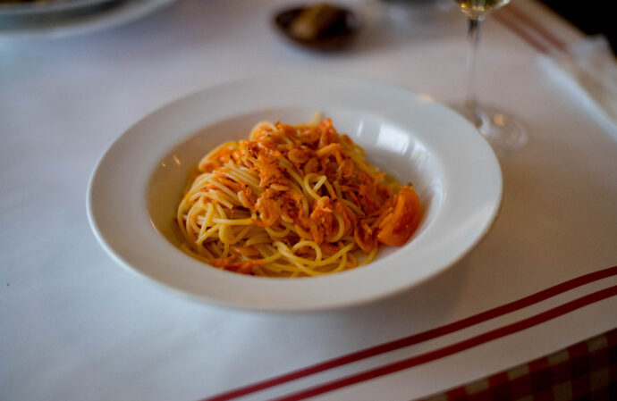 オステリア・ダ・ミケーレ おすてりあ・だ・みけーれ OSTERIA DA MICHELE イタリア料理 CUCINA ITALIA 静岡県浜松市中央区元城町21-8-4 アクセス元城1F  （株）富屋酒店 かぶしきがいしゃ とみやさけてん カブシキガイシャ　トミヤサケテン TOMIYA SAKETEN 　愛知県名古屋市瑞穂区上坂町1-41-2　地酒屋　豊盃　HOUHAI ほうはい　ホーハイ　三浦酒造  MIURASHUZO日高見　ひたかみ　ヒタカミ HITAKAMI  平孝酒造　HIRAKOSHUZO 天の戸 アマノト　あまのと　AMANOTO　浅舞酒造ASAMAISHUZO　飛露喜 HIROKISHUZOHONTEN　廣木酒造本店　HIROK　大那 DAINA　ダイナ　だいな　菊の里酒造　KIKUNOSATOSHUZO　旭興　KYOKUKO　きょくこう　キョクコウ　渡邉酒造　WATANABESHUZO　仙禽 SENKIN　せんきん　センキン（株）せんきん SENKIN鶴齢　カクレイ　かくれい KAKUREI　青木酒造　AOKISHUZO謙信 ケンシン　けんしん KENSHIN池田屋酒造 IKEDAYASHUZO 白岳仙 HAKUGAKUSEN　ハクガクセン　はくがくせん　安本酒造 YASUMOTOSHUZO 群馬泉 グンマイズミ　ぐんまいずみ 島岡酒造 SHIMAOKASHUZO  喜久醉 きくよい キクヨイKIKUYOI 青島酒造 AOSHIMASHUZO 長珍 ちょうちん　チョウチン長珍酒造CHOCHINSHUZO　みねたからみりん　峯寳 味醂　一子相伝 ミネタカラ　いっしそうでん　イッシソウデン　小笠原味醂 OGASAWARA MIRIN

瀧自慢　たきじまん　タキジマン　瀧自慢酒造　TAKIZIMANSHUZO　田光　TABIKA 早川酒造  HAYAKAWASHUZO　作　ZAKU ざく ザク 清水清三郎商店 SHIMIZUSEIZABUROSHOTEN  篠峯　櫛羅　しのみね　シノミネ　くじら　クジラ　千代酒造　CHIYOSHUZO　雑賀　さいか　サイカ　九重雑賀  KOKONOESAIKA　紀土　鶴梅　無量山　きっど　キッド　KID 　ツルウメ　つるうめ　TURUUME　ムリョウザン　むりょうざん　MURYOZAN　平和酒造　HEIWASHUZO　蒼空　そうくう　ソウクウ　SÔKÛ　藤岡酒造　HUJIOKASHUZO 　宝剣　HOUKEN  宝剣酒造　ほうけんしゅぞう　ホウケンシュゾウ　HOKENSHUZO　清酒竹鶴　小笹屋竹鶴　せいしゅたけつる　セイシュタケツル　おささやたけつる　オササヤタケツル　竹鶴酒造　TAKETURUSHUZO
石鎚　いしづち　イシヅチ　石鎚酒造　ISHIDUCHISHUZO　土佐しらぎく　とさしらぎく　トサシラギク　仙頭酒造場　せんとうしゅぞうじょう　SENDOSHUZOZYO
　
 ブルゴーニュワイン　BOURGOGNE  ボルドーワイン　BORDEAUXカリフォルニアワイン CALIFORNIA  シャンパーニュ  SHAMPAGNEアルザスワイン ALSACE ドイツワイン WEIN GERMAN WINE 専門店　ライカM11　ズミルックス50　レンズ　代表　上田豊二　　きき酒師　焼酎アドバイザー　シャンパーニュシュヴァリエ　堀田駅より徒歩10分　熱田神宮駅より徒歩10分
市バス　牛巻より徒歩３分　地下鉄堀田駅より徒歩１５分　名古屋高速堀田出口より車で２分　牛巻交差点より徒歩５分　レトロ街並み　瓦屋根　裏道　大通りより二本入る　CLASSIC CARクラッシックカー CLASSIC BIKE　クラッシックバイク INTERIA　インテリア　　FASHION　ファッション　MUSIC　音楽　LOVE　SAKE SHOP　酒屋
センス　クリエイト　おたく　　MANIAマニア MOVIE　映画　CINEMA シネマ　2024年春オープン予定 いいねタウン瑞穂 iiNE マルシェ内　グランクレア瑞穂 いいねタウン瑞穂  愛知県名古屋市瑞穂区宝田町四丁目2番、3番2　春敲町三丁目23番1（地番） 魚太郎　UOTARO MIZUHO うおたろう　ウオタロウ　なごやみずほてん　ナゴヤミズホテン　 名古屋瑞穂店  車で1分　徒歩5分　丸明 瑞穂店  MARUAKI MIZUHO　マルアキ ミズホテン　まるあき みずほてん　 徒歩10分　車3分　焼肉 美奈登  ヤキニクミナト　やきにくみなと YAKINIKU MINATO 車で2分　徒歩10分  どての品川　DOTENO SHINAGAWA　ドテノシナガワ　どてのしながわ　車で30秒　徒歩1分昇福亭　SHOHUKUTEI しょうふくてい　ショウフクテイ 街中華　マニア　大盛り　個性派  車で5分　徒歩15分  名店 近くにたくさんあり　堀田バンザイ　牛巻バンザイ　名古屋のへそ


